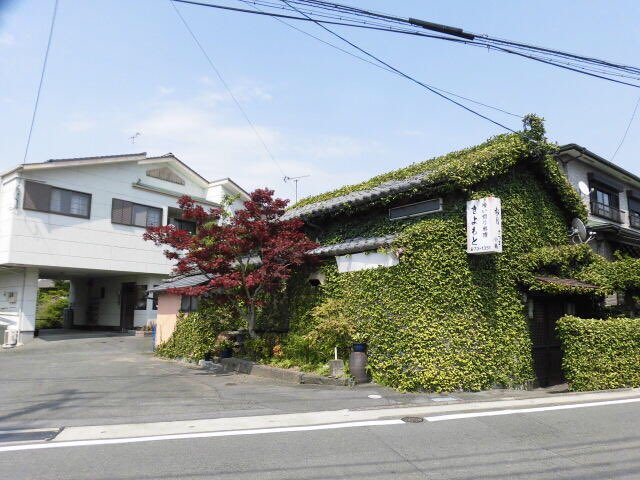 通称ツタ屋敷