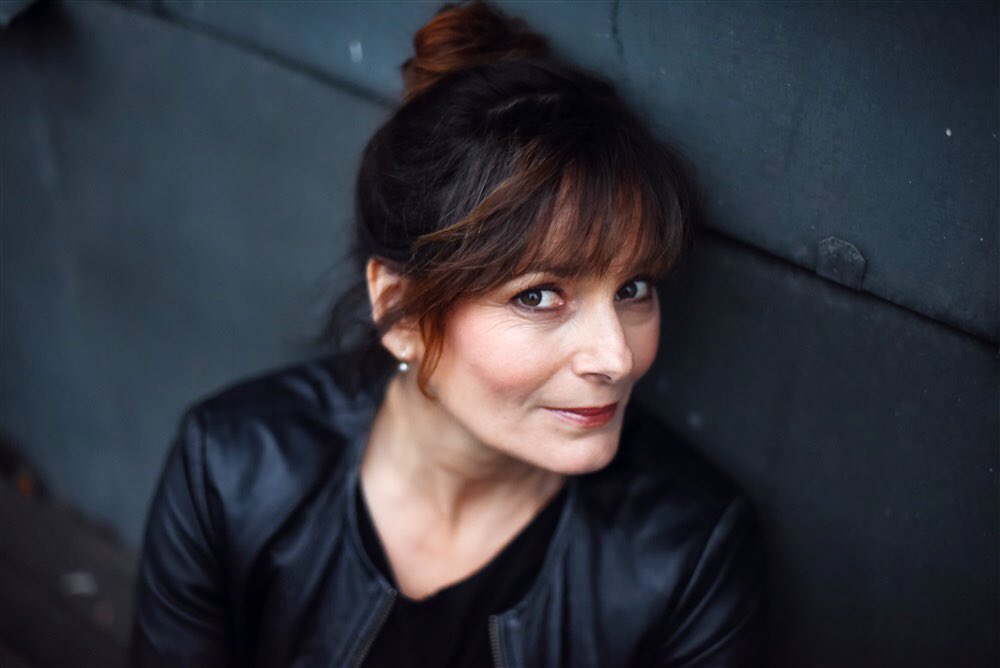 Aujourd’hui, Cécilia Hornus fête ses 56 ans 😃🎁🎂🎉. 
Un bon et heureux anniversaire à elle ! 😃.