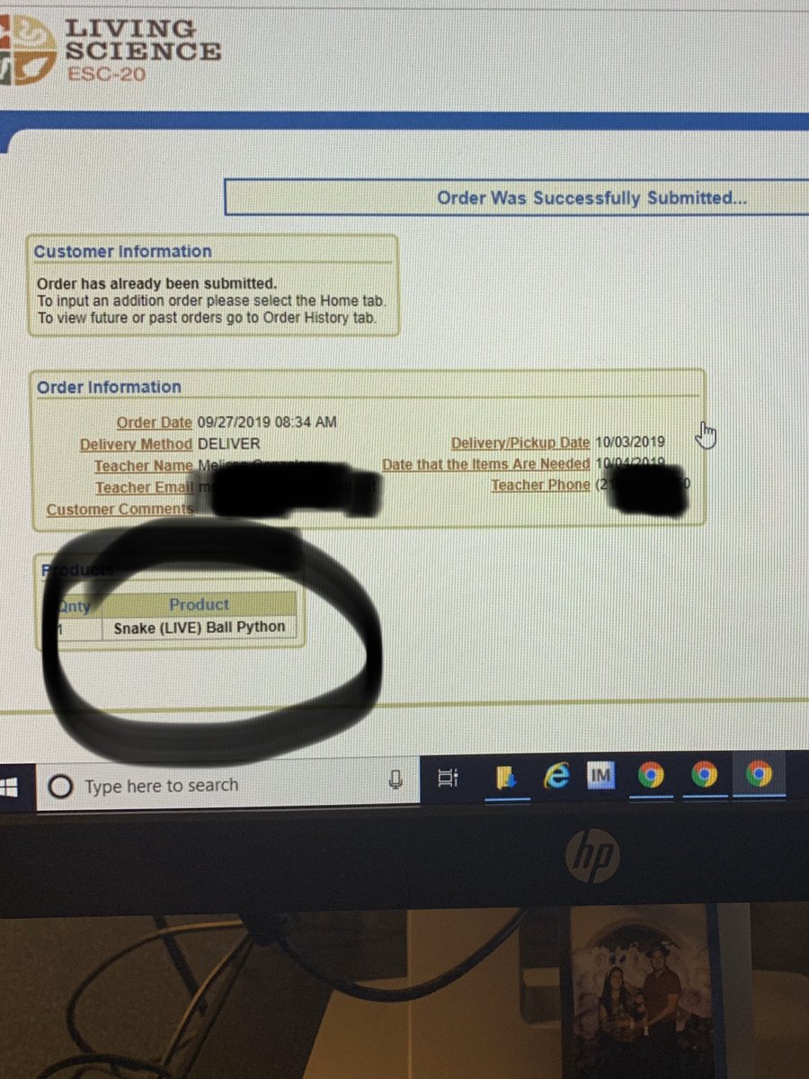mrsgonzalesnisd's tweet image. The things you do for love and classroom management...😬🐍 @NISDKallison #LeadTheCharge #GoPublic @ESCRegion20 #PetPython
