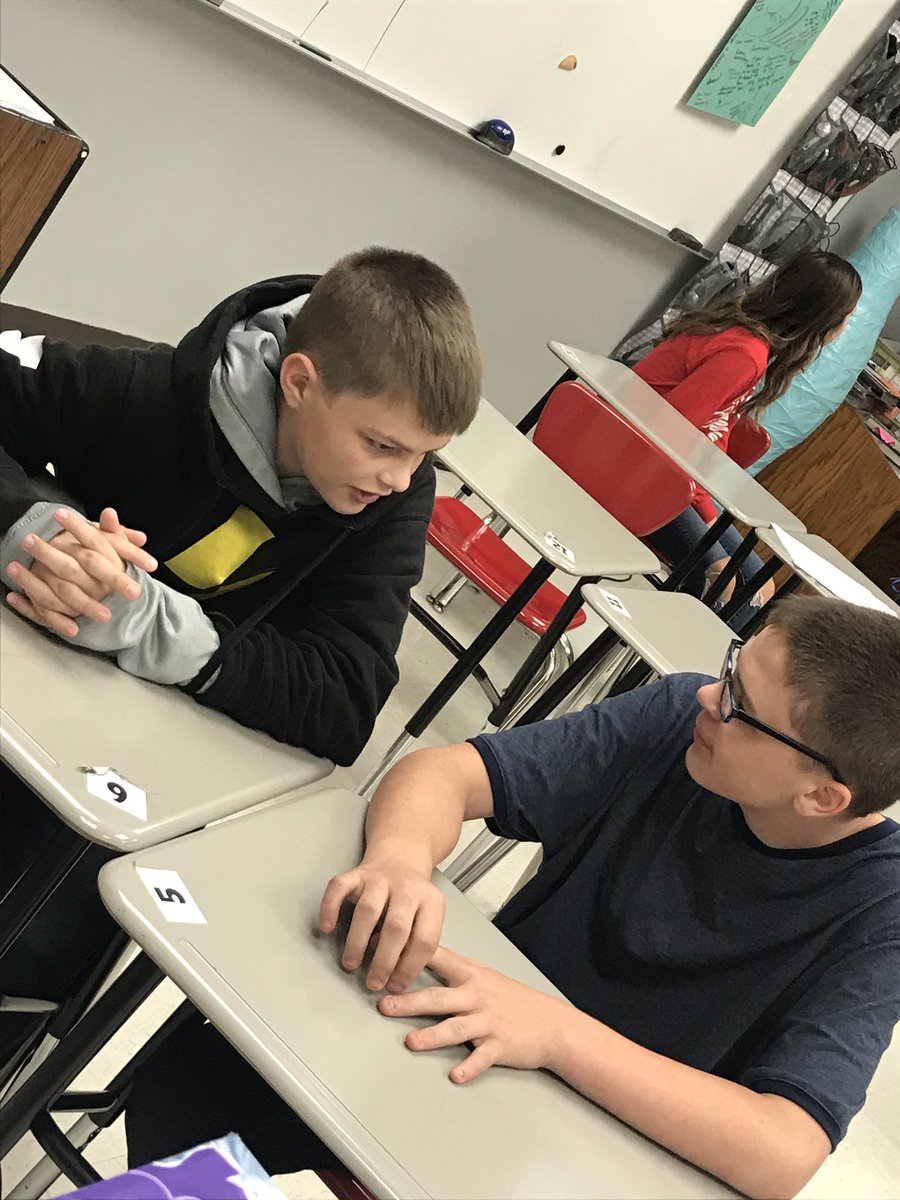 sellison_teachn's tweet photo. Collaboration is key! #InFallTilt @MMS_Mexico_MO always working on #MakingMindsStronger https://t.co/XMWvQvdMpe