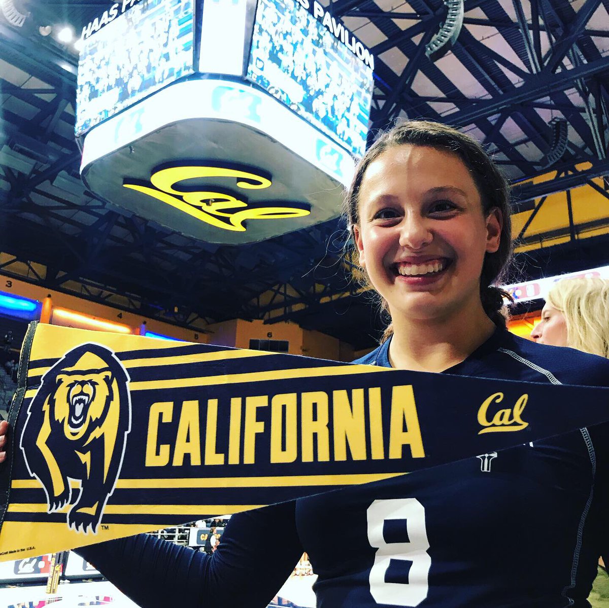 JSicklick's tweet image. It was a fantastic evening! My aspiring #calbear loved every minute!!