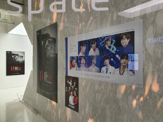 cce_lg's tweet photo. 해외진출 오져버린 이탈리아영화제 바이나인 많이 와주시고 바이나인 사랑해주세요 https://t.co/Y8NT18uWvZ