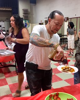 GoodwinGator's tweet photo. Pancakes with Parents an opportunity for great conversation with teachers and staff while eating some tasty pancakes made by Goodwin Staff. https://t.co/VFSBI5Caza