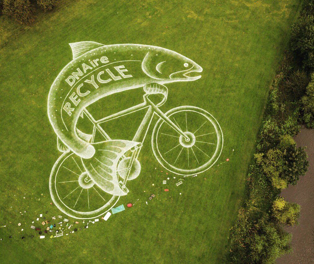 sandinyoureye's tweet photo. The river Aire needs rubbish like a fish needs a bicycle. Celebrating recycling, cleaning the river Aire to establish Salmon and the UCI cycling. Made with hard graft, pitch paint, and rubbish. #FishOnABike @sandinyoureye @bradfordmdc @recycle_now @yorkshire2019 @uci_cycling https://t.co/8JaVf84y9h
