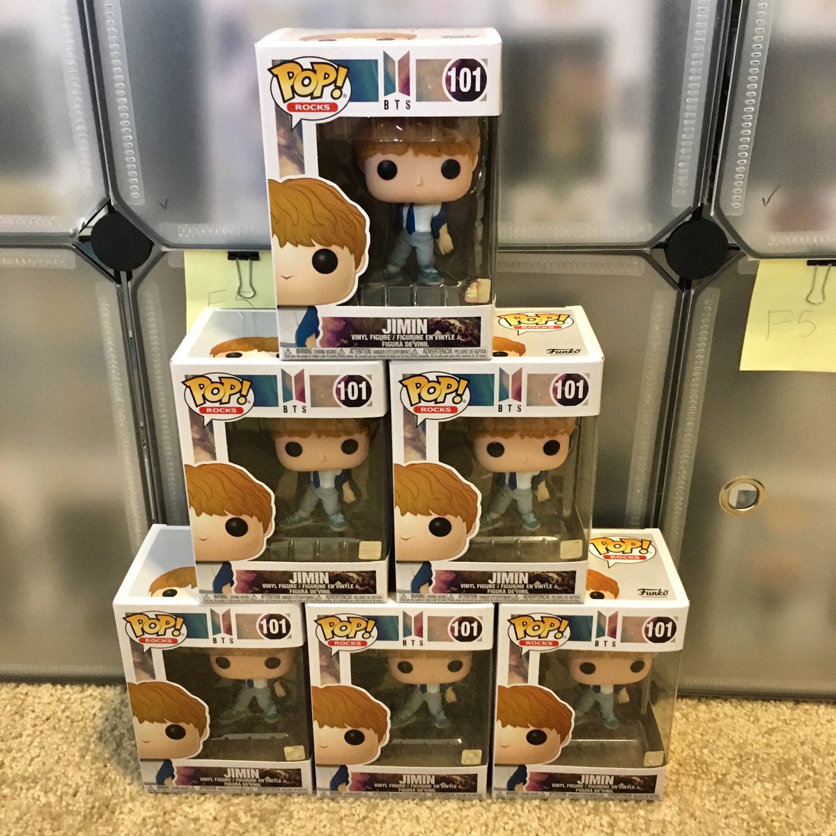 gamebubbleshop's tweet photo. The handsome heartthrobs from BTS have now been given the Pop! Vinyl treatment, & theyโre here to steal the hearts of Funko collectors around the world.
.
BTS Jimin Pops! have just arrived๐ฅ
.
๐Link in bio/FREE Shipping ๐ฆ
.
#BTS #btsarmy #jimin #Funko #funkopops #gamebubble https://t.co/tb1FjSA1md
