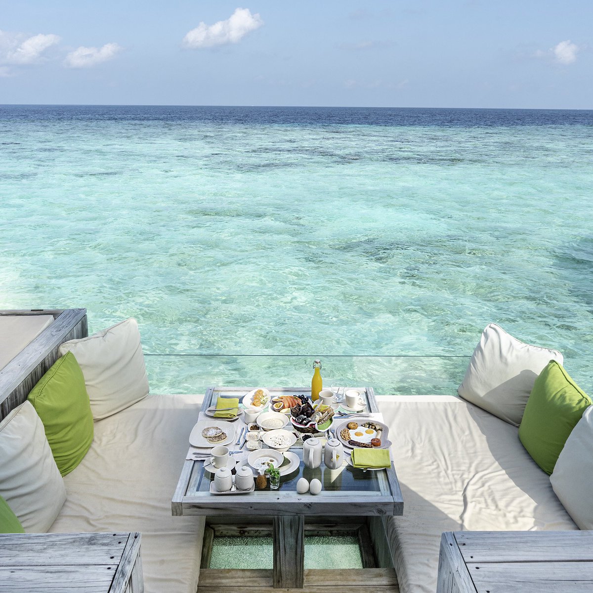 EnjoMedia's tweet photo. Would you eat breakfast here? 😊☀️🍽💯 @SixSensesLaamu #sixsenseslaamu #sixsenses https://t.co/QtavJ3B0zn