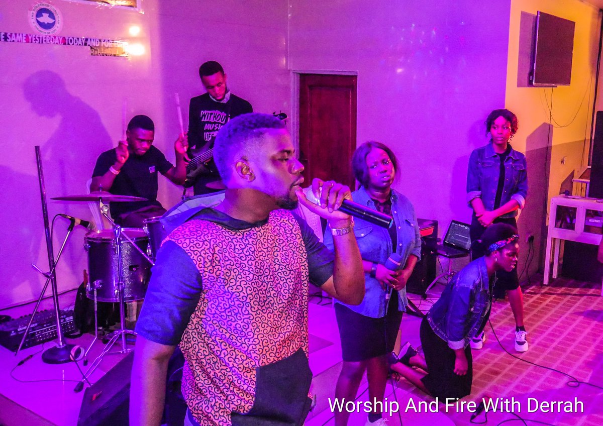 derrahohallem's tweet photo. A shift that many will never forget!
Glory so tangible it was like a flood....
#WorshipAndFireWithDerrah #Derrah #Jesus19 #bennyhinn #worship #Jesus #revival #holyspirit #power #anointing #christlike #azusastreetrevival #Azusa #apostlejoshuaselman #prayer  #koinonia #BurningWine https://t.co/WlHdMO0kkl