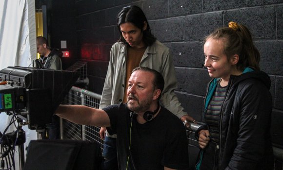 This week we welcomed <a href="/rickygervais/">Ricky Gervais</a> &amp; <a href="/netflix/">Netflix</a> cast &amp; crew to shoot a key scene for #AfterLife2. Vicky and Shane, two of our 2nd Year students spent the morning shadowing Ricky. We look forward to Ricky returning to the school later this year! #NFTS 🎥 bit.ly/NFTSrickygerva…