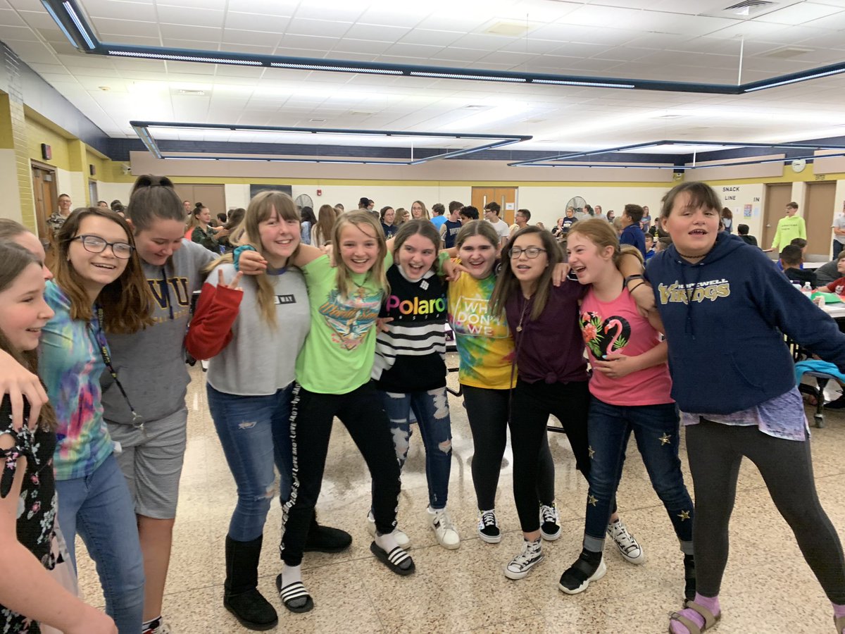 It’s a great day to be a #Viking when the principals have an impromptu dance party at lunch! @MsBabish <a href="/HMJHPrincipal/">Kat</a> <a href="/HMJHS_Vikings/">Hopewell Junior High</a> #VikingPride #VikingFUN