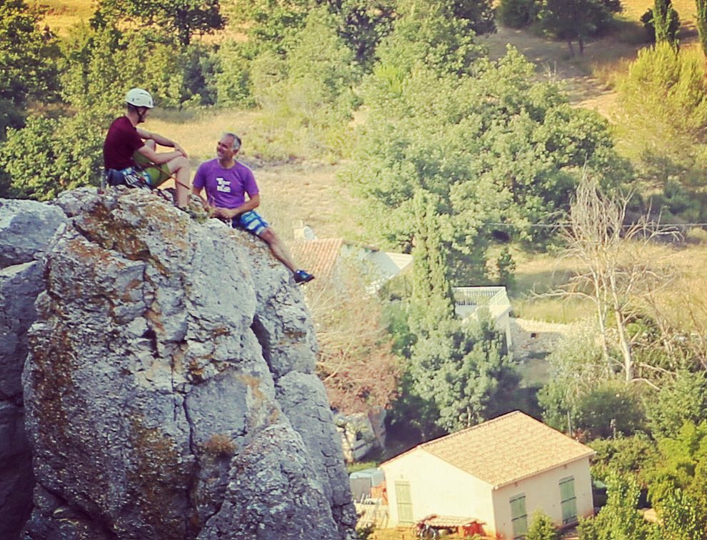 Go Beyond Holidays tweet media