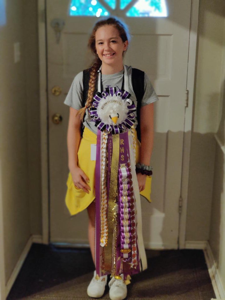 I loved passing on the mum tradition to Jorgia. She is super excited about her first homecoming parade and that JROTC gets to participate! #RHSJROTC #RISD #risdgreatness #RHS #Homecoming