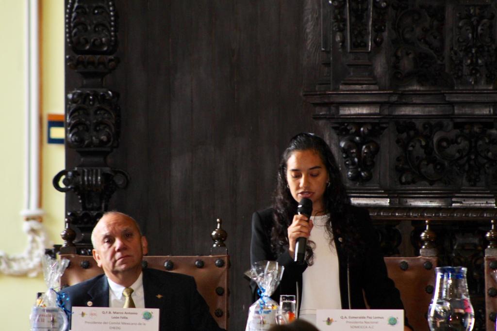 DIF_NMX's tweet photo. El intercambio de experiencias y conocimientos, el debate y las propuestas que se den en este Congreso #CUCCAL serán clave para mejorar el trabajo e impulsar una cultura de calidad en el consumo de alimentos: #TitularSNDIF https://t.co/v6PBDUzOas