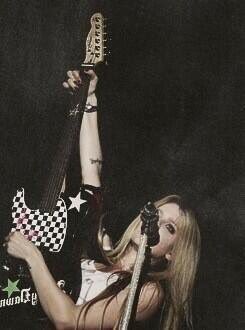 batchstuff's tweet image. #HappyBirthdayAvrilLavigne from Poland. 
My dear. I am so proud of you. When you came back to the stage, next time you showed me that everything is possible. I fucking love that strength in your voice which shows your fight! YOU DESERVE THE WORLD. I love you 🖤 @AvrilLavigne