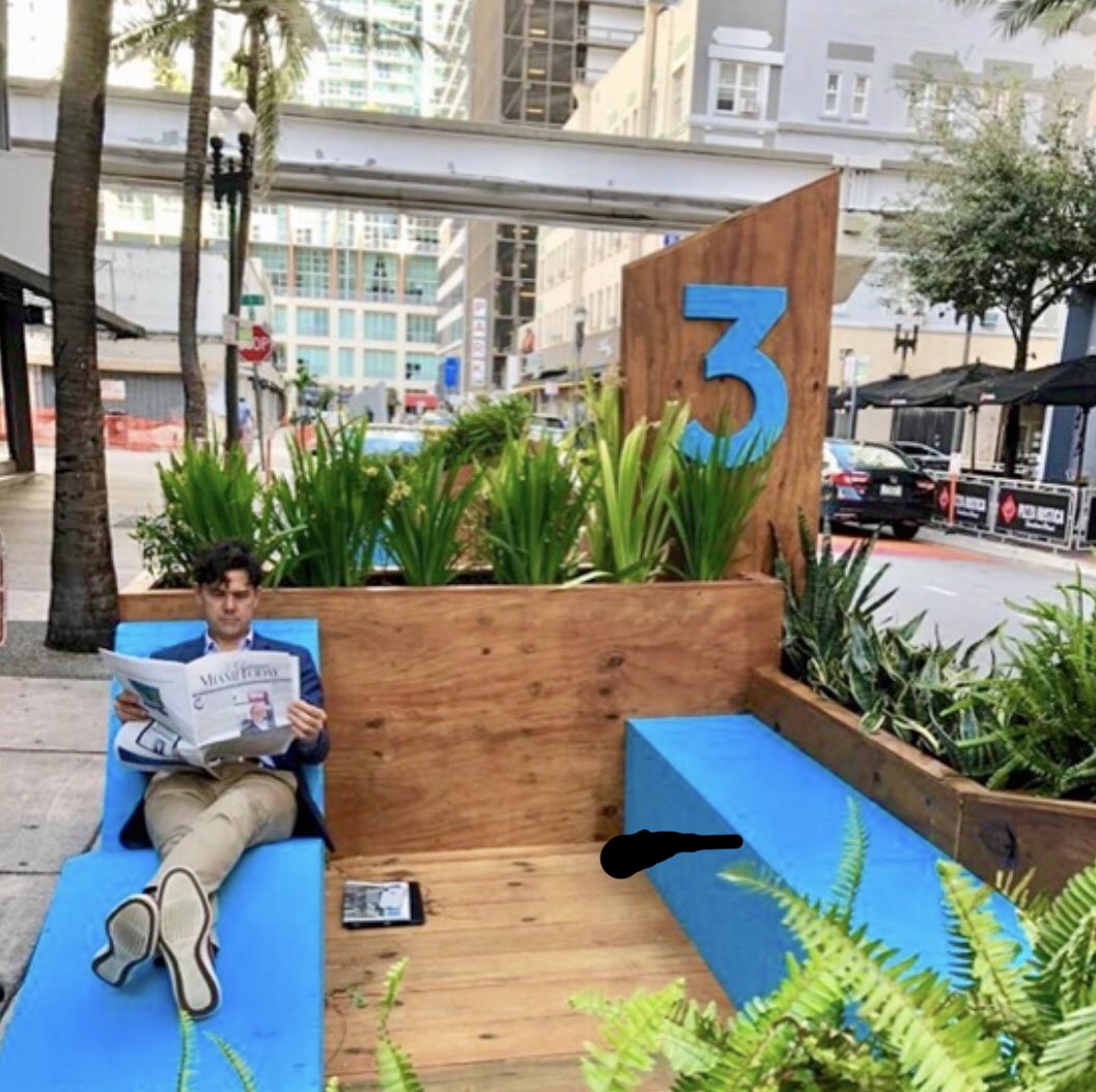Gazzer's tweet photo. 🏴 RIP 🏴

Today, @CityofMiami’s #Parklet Pilot turns one...

...&amp; DIES🖤!

Despite best advice, @kenrussellmiami‘s legislation was #designed2fail.

But not before Ken took @downtownMIA DDA’s (likely) most expensive photo-op EVER...

Thread...

1/5
. https://t.co/6l30peq9um