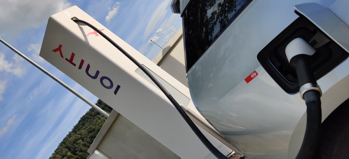 KoniSchmid's tweet photo. #sbbgreenclass #bmwi3 #ionity #emobility #grauholz https://t.co/t2VKRHM4lJ