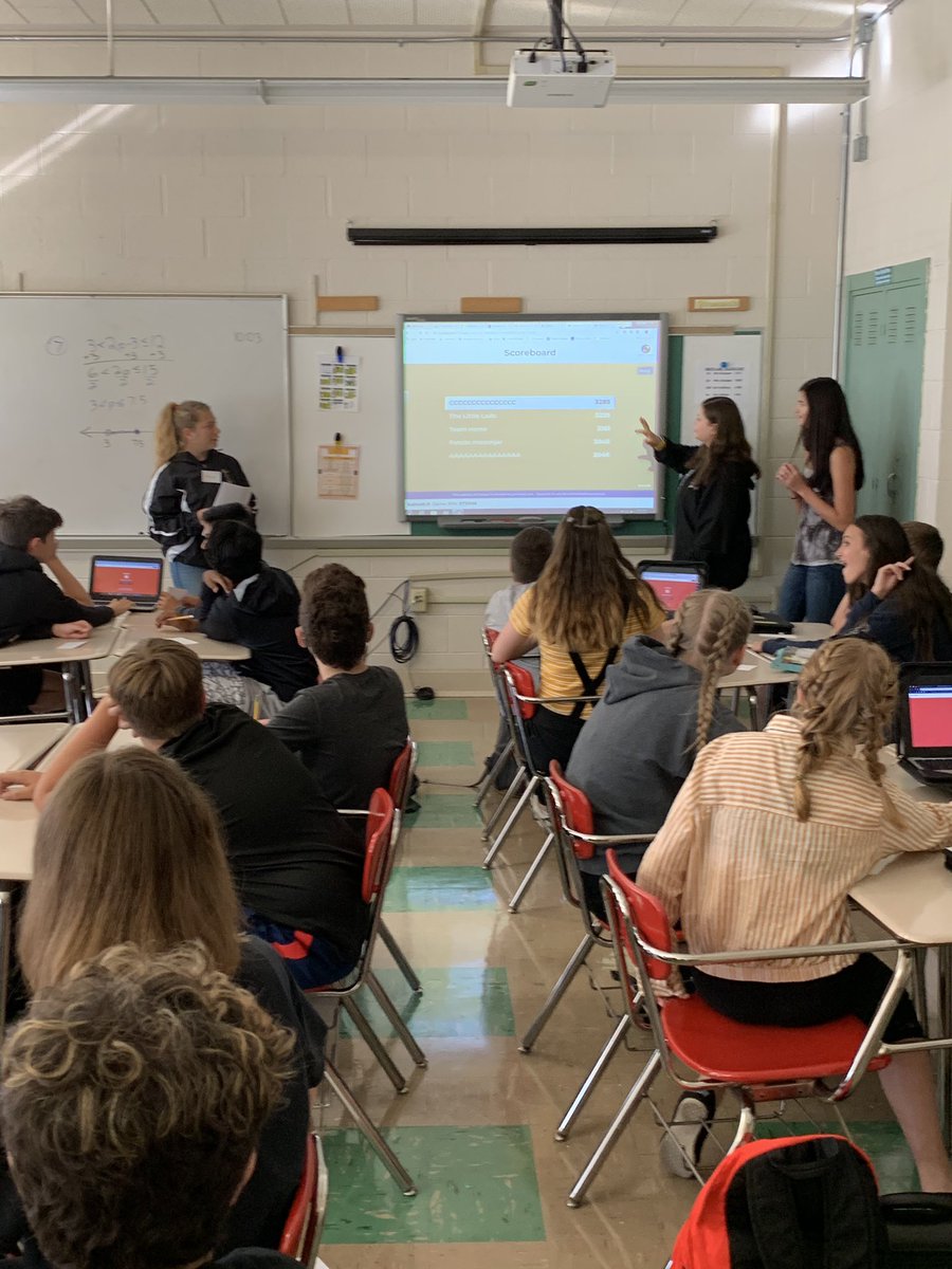 Jeff_eckles's tweet photo. @rhsSIDE @RLSD_Beavers @RLSD_CCR @RHS_beavers A great day in advisory today. Advisors played Kahoot game today with theme of learning about their teachers and their community. Great job guys. #AmazingSeptember https://t.co/VFDGiFMB4u