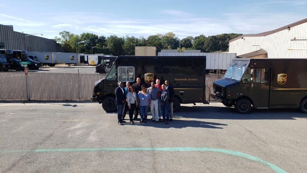 UPSIntegradMD's tweet photo. Here at the UPS Integrad site we had the pleasure of our President of Chesapeake District Mrs. @UPSTrayceParker and our Integrad Corporate Director Mr. @Ricups attend the Friday session training class and give valuable nuggets of information to our trainees in NSPT Class #6 https://t.co/VLq0W7QJRq
