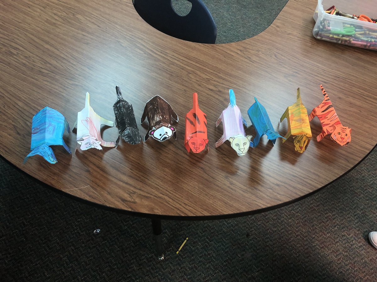 Ms_Murphy_207's tweet photo. Our buddies (@AimeeGentry12) helped us make zoo animals to finish off our zoo week! #ClassBuddies #TeamWork #Inclusion @GreenwoodKISD @KISD_Special_Ed #KleinSpecialEdP2P https://t.co/1jNwDPVvFQ