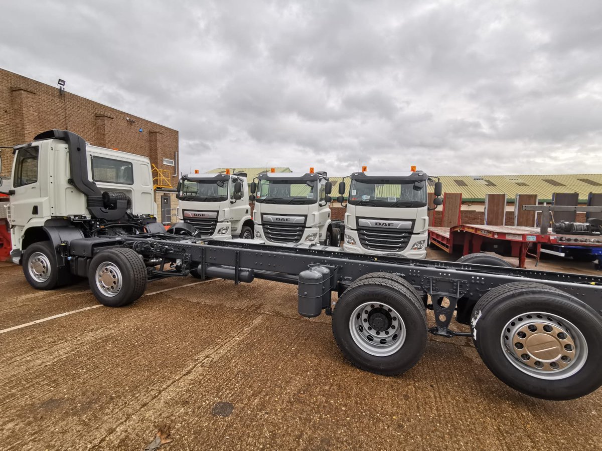 SafetyVehicles tweet media