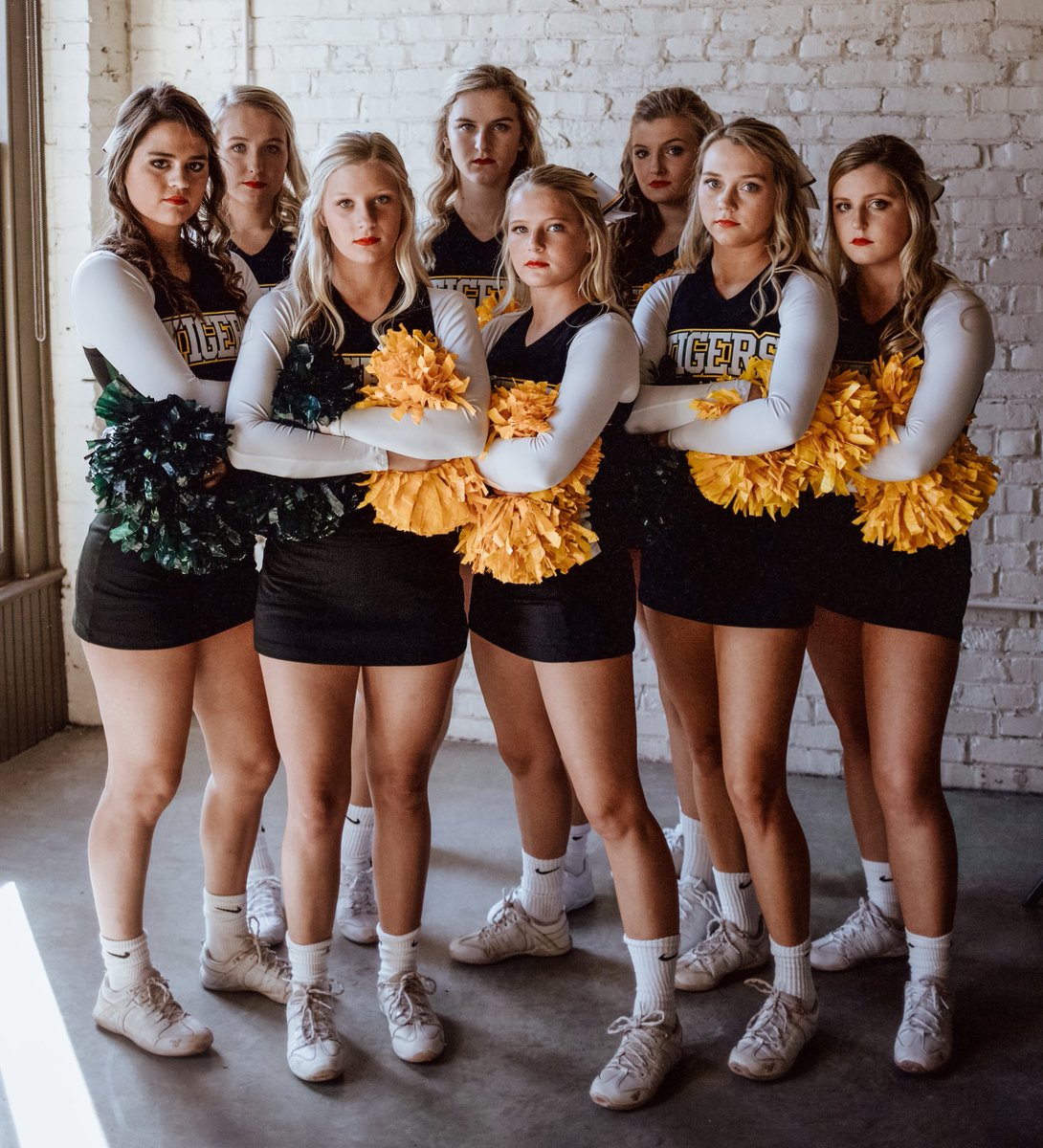 StXTigerCheer's tweet photo. It’s Game Time and we’re ready!!! See you tonight at Cardinal Stadium!!! GO TIGERS!!! #WeAreStX #stxcheer #FridayNightLights https://t.co/U0pOAcMGFk