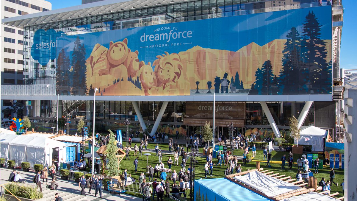 silverlinecrm's tweet photo. #Dreamforce is just around the corner. See what first-timers should expect and learn how to make the most out of your inaugural @Dreamforce experience. #DF19 #Salesforce #RoadtoDF @partnerforce https://t.co/u740CM9HjM https://t.co/09GM7QY6M0