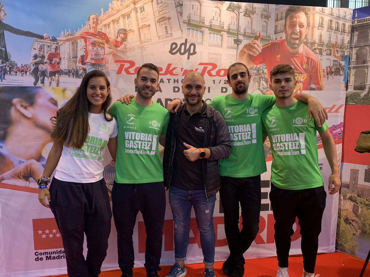 ¡Nos hemos encontrado a estos crack en Berlin! Mucha suerte mañana en el Berlin Skating Marathon 🙌🏻🙌🏻
<a href="/Patxi_Peula/">Francisco Jose</a> <a href="/aurisquintana12/">Aura Quintana</a> 

Y nos vemos de nuevo en el #MaratonPatinajeMadrid 2020 💪🏻