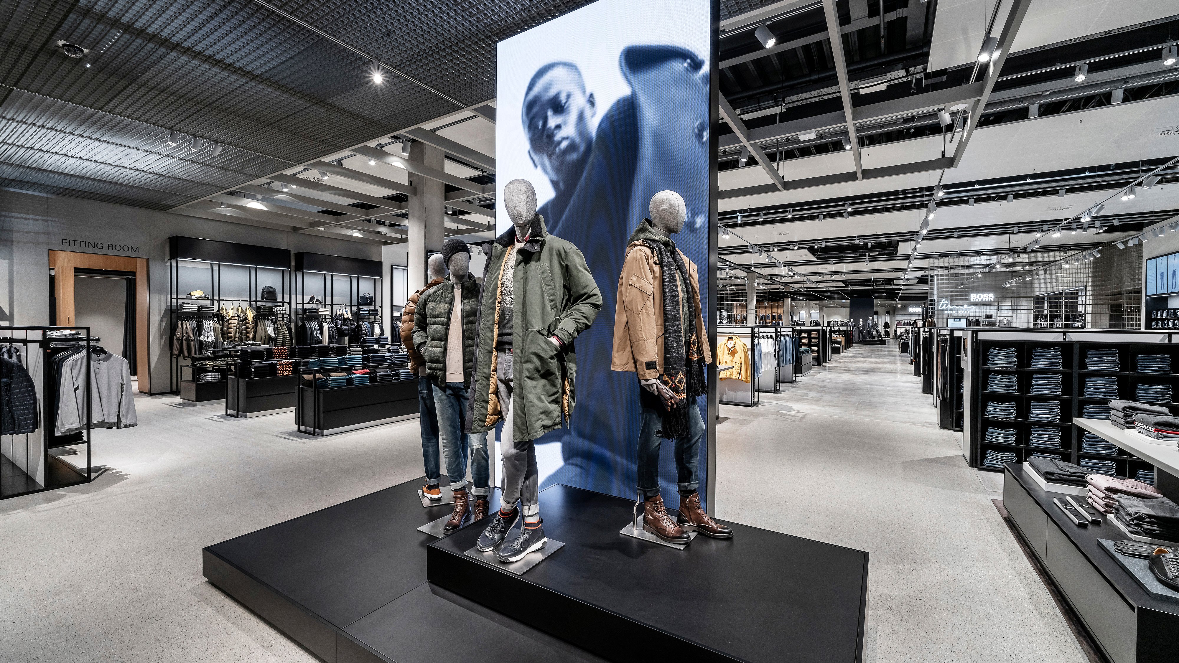 Geología Museo Guggenheim marioneta HUGO BOSS Corporate on Twitter: "Yesterday, we celebrated the opening of  our new BOSS Outlet Store in Outletcity, Metzingen with an event attended  by 500 guests. The 5,216-square-meter store emphasizes sustainable store