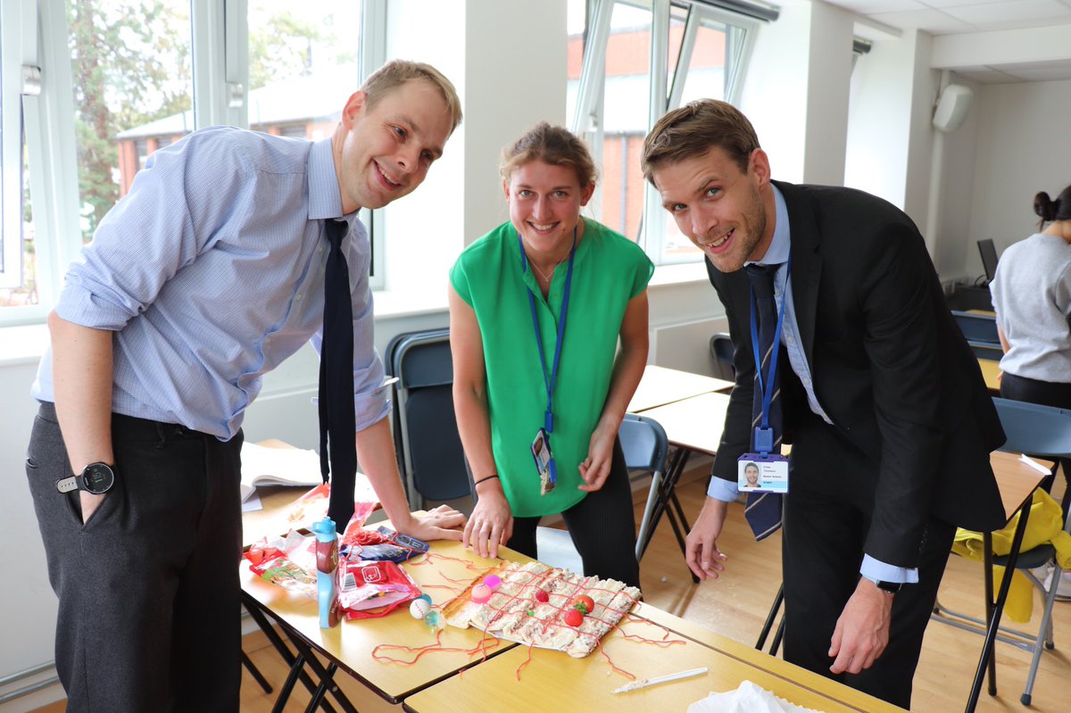 STAHS's tweet photo. A fantastic finale to our @macmillancancer coffee morning with the Staff vs Sixth Form cake decorating competition. #STAHSIntegrity https://t.co/2o7PMsKS83