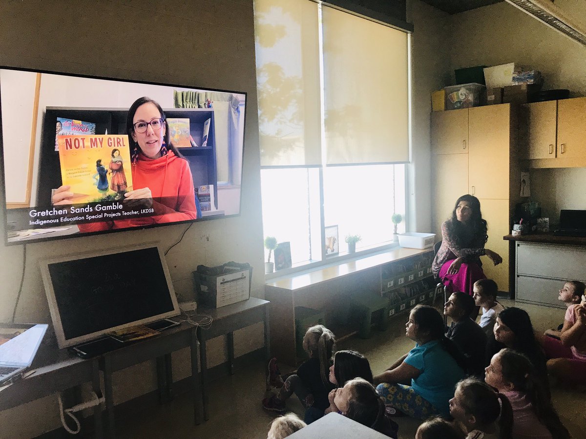 jen_gilpin's tweet image. This week classes @PEMcGibbon listened to stories about residential schools, written by Indigenous authors, read by local Indigenous voices. You can too ➡️ fne21c.blogspot.com/?m=1