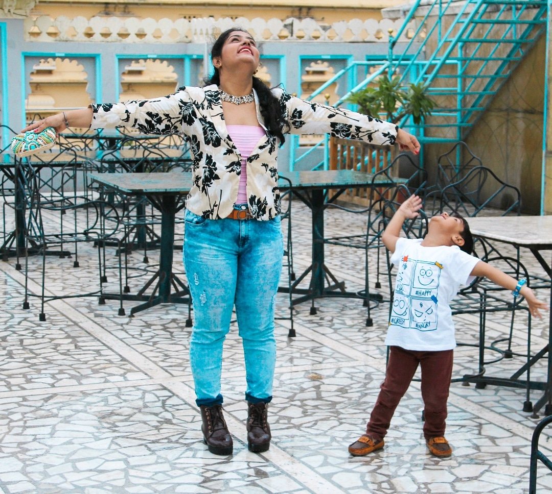 This little munchkin is high in fever and I'm not that kind of mother allow him to take leave from his school..
#mommyofatoddler #momsonbond #momsonduo #momsbrain #momblogger #mumbaimoms #delhimoms  #lifestyleblogger #littlefashionista #fashionmom #fashionablemom #stylishmom