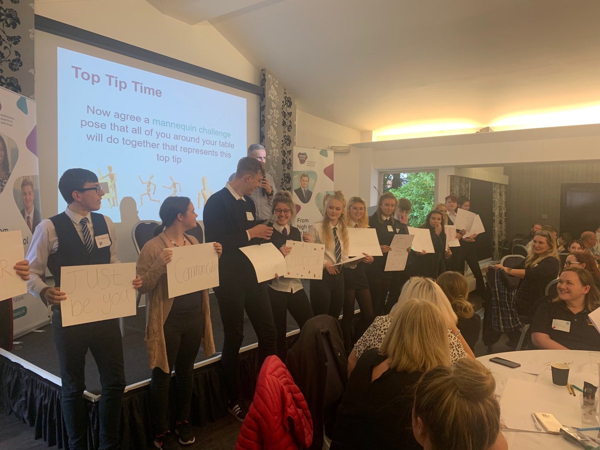 janinemcfarla's tweet photo. Top tip time #justbeyou #nofear #becurious #communicate #letsgofife @CareerReadyUK https://t.co/ITFjvgOF8y