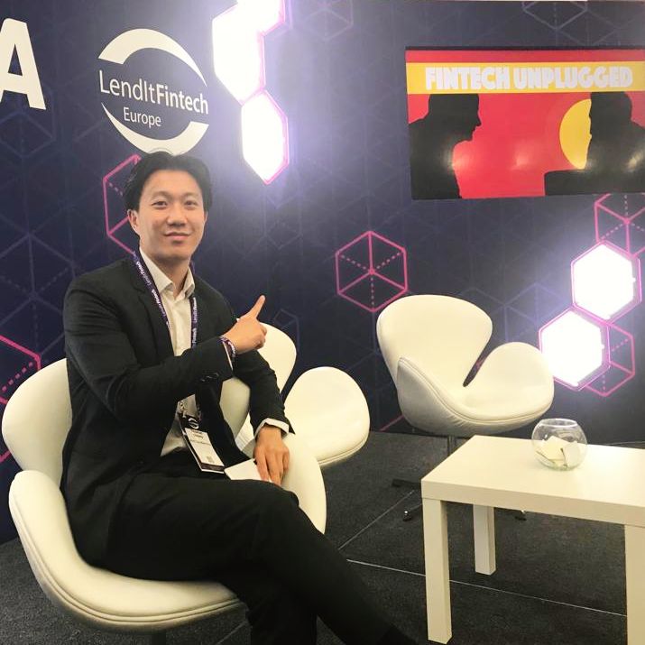 bluetrainagency's tweet photo. Tom testing the stage before recording yesterday

#podcast #podcast #podcasts #recording #episode #fintech #fintechconf #fintechunplugged #lenditfintech #marketingagency @F_Unplugged https://t.co/xuQ4IS9Hpu