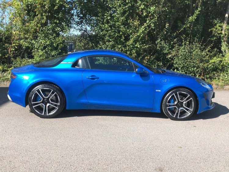 AlpineCentre's tweet photo. A rare opportunity to own a piece of history.
This Limited Edition #AlpineA110 Premier Edition has only done 99 miles!

Featuring:
Active Sports Exhaust
High Performance Brembo Brakes
Alpine Blue Brake Calipers

Call Joe 01962 810013 or visit https://t.co/nsLeSb6QRu
#AlpineCars https://t.co/3K71DQqh8t