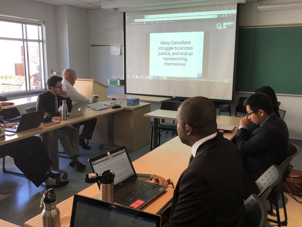 PPD_uOttawa's tweet photo. Ce matin nous parlons des enjeux reliés aux personnes autoreprésentées avec Harley D’août de @ajefo_justice et Dayna Cornwall de @SRLN15. Leurs présentations aideront les candidats du @PPD_uOttawa  dans leur projet d’accès à la justice « PITCH » piloté par @AlexandreDsy https://t.co/J7MAm4uupy