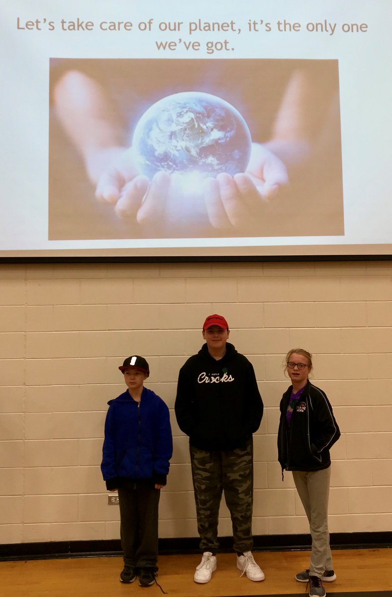 seineriverSD's tweet photo. These RCH student leaders put together a presentation &amp; had a whole school assembly this morning on climate change. Talked about what we can do protect the environment, showed one of Greta Thunberg's videos &amp; challenged ALL students and staff to take action! #climateStrikeCanada https://t.co/FPuSH5X7Wx