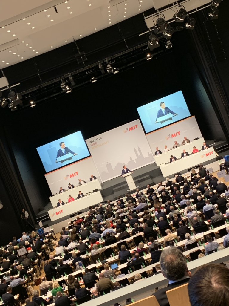 Lukas_hampel1's tweet photo. Bundesmittelstandstag in Kassel #MIT19 #MIT #Kassel https://t.co/fz9iEp3GUG