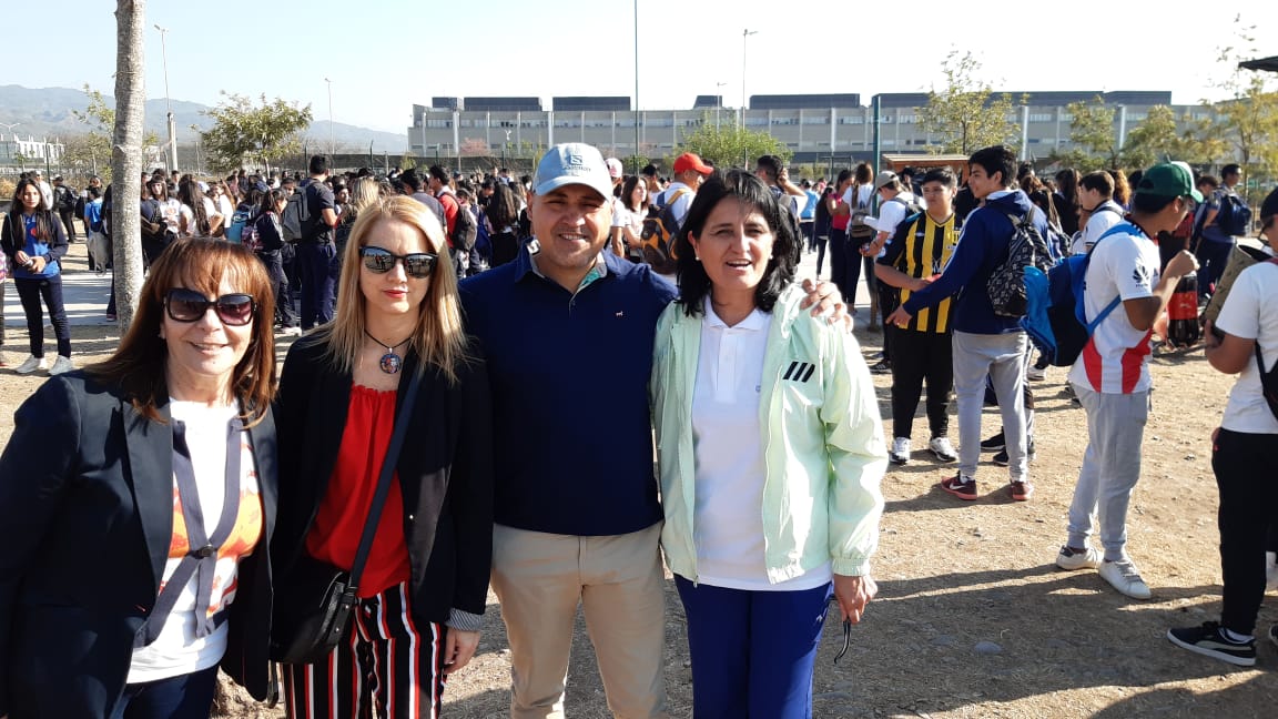 MartaMariaMerlo's tweet photo. Hoy acompañe a la Ministra de Educación, en el Parque Bicentenario. Más de 500 alumnos de Secundaria de zona norte de Salta, en una jornada de capacitación en RCP y vida saludable.
#saltatransformaescuelas
#diamundialdelcorazon
#entornossaludables https://t.co/mE29rWTgDx