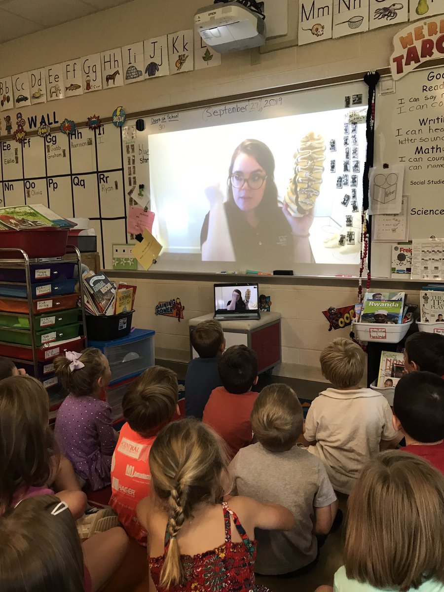 Elephant teeth are huge @SkypeClassroom <a href="/ElephantsTN/">The Elephant Sanctuary</a> @RobinsonElem