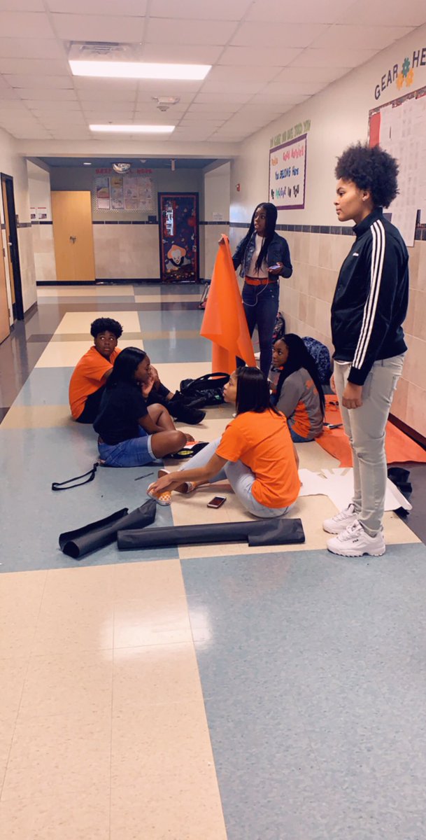 LancasterISD's tweet photo. Students at Lancaster STEM Early College High School showed us why attendance rocks by decorating their doors. https://t.co/sEjMtmbRkW