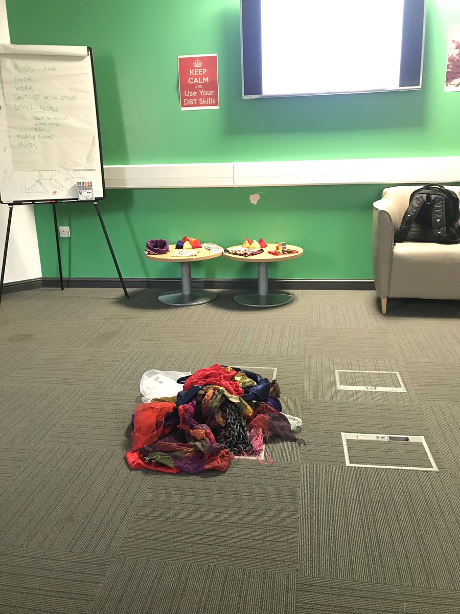 SJ_1981's tweet photo. Day 2/3 of #Compassionfocussedtherapy group training with attachment & relational trauma. Using drama/body/objects/chair work to enhance self soothing practice. Making a #compassionatekitbag was fab, sensory objects to nurture/give strength/courage 💕💪 @kate_lucre #bolton #TIC https://t.co/LkneJ5ZXpe