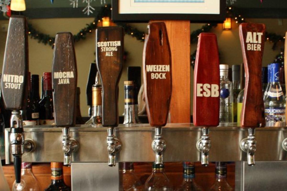 JamesportBrew's tweet photo. The bad news: It's not easy to choose. The good news: You can't go wrong. https://t.co/Z8c1qIzVZp