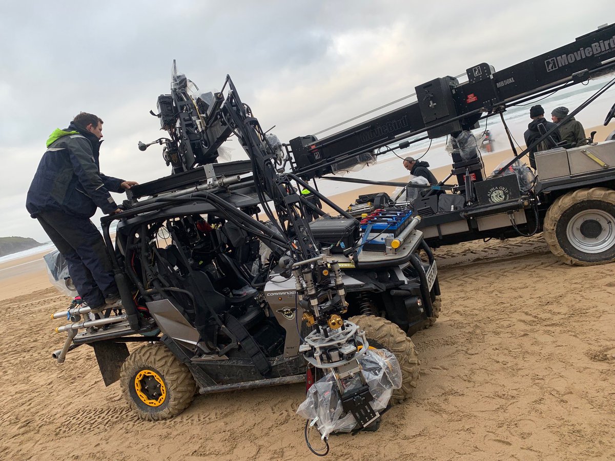 DuncanBarbour's tweet photo. And t view of & frm my office today is the ‘Robin’ tracking vehicle mounted with @CamRevolution new TYR ARM #tyrarm #minilibra This robotic arm mounts on top of the vehicle & offers 360deg views around the tracking vehicle at various heights. Cool bit of kit https://t.co/6wKQQobo2y