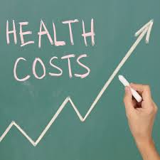 JOCWashDC's tweet photo. Employer-provided family health coverage average annual premium cost hits $20,000 milestone, says @KFF, with employers picking up 71% and employees paying on average $6,015 annually in premiums. Rising cost of care is main cost driver. https://t.co/frzSB1hPZ5