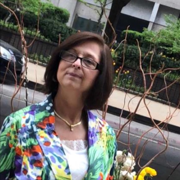 WhiteRaynard's tweet image. So good I had to share! Check out all the items I'm loving on @Poshmarkapp from @Debbiefitch10 #poshmark #fashion #style #shopmycloset #meettheposher #anneklein: posh.mk/Ttut9UXGk0