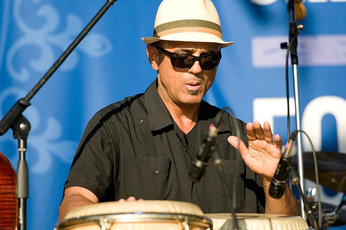 USLatinoMuseum's tweet photo. Listen to John Santos describe how African traditions were maintained in Cuban music, and the particular knowledge of healing, nature, and the divine that is recorded in the Palo Congo rhythms, prayers, and songs. https://t.co/2mLoUz5wNu

Blog by #LMSP2016 alumna Robin Morey. https://t.co/aqDuhyh3Cs