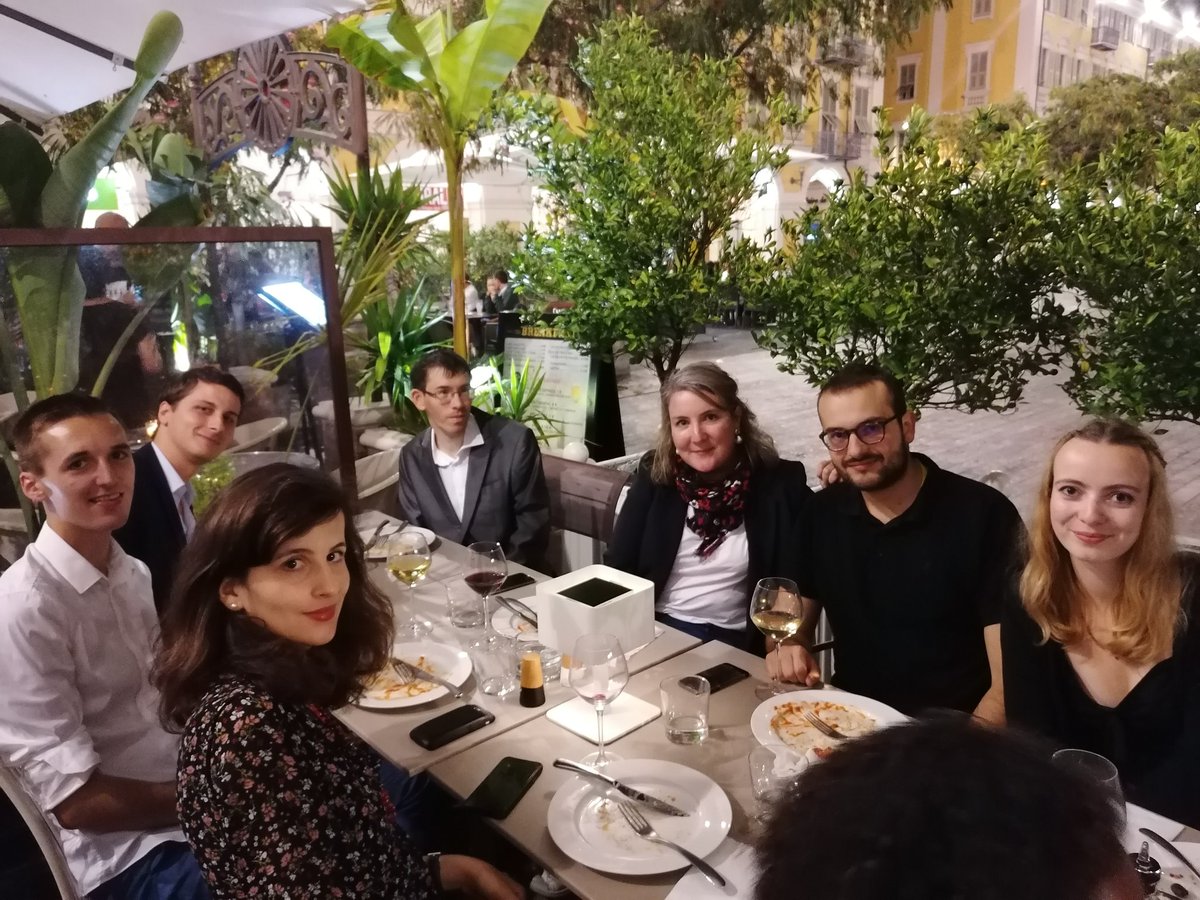 JCentristes's tweet photo. Après la table ronde menée par les #JeunesCentristes cet après-midi à l'occasion de l'#UENice de @nos_territoires autour d'@Herve_Morin, soirée détente au restaurant #Sentimi https://t.co/45RQzuJlRB