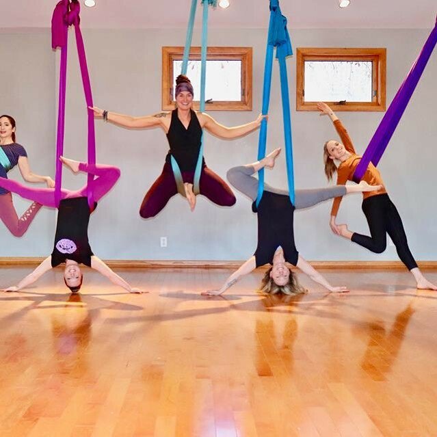 shinebatavia's tweet photo. Take your teaching to new heights!register for Holly Johnson’s Aerial YogaTeacher Training today! Register at https://t.co/IsYhnEzKlA  #aerialyogateachertraining #aerialyoga #shineyogastudio #bataviail #bataviaillinois https://t.co/D5nc5V7T3Q