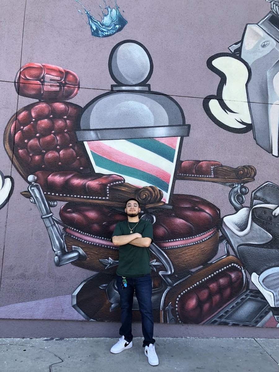 dgoldofficial's tweet photo. Passion over profit 💈 https://t.co/A5sDXAU6eB