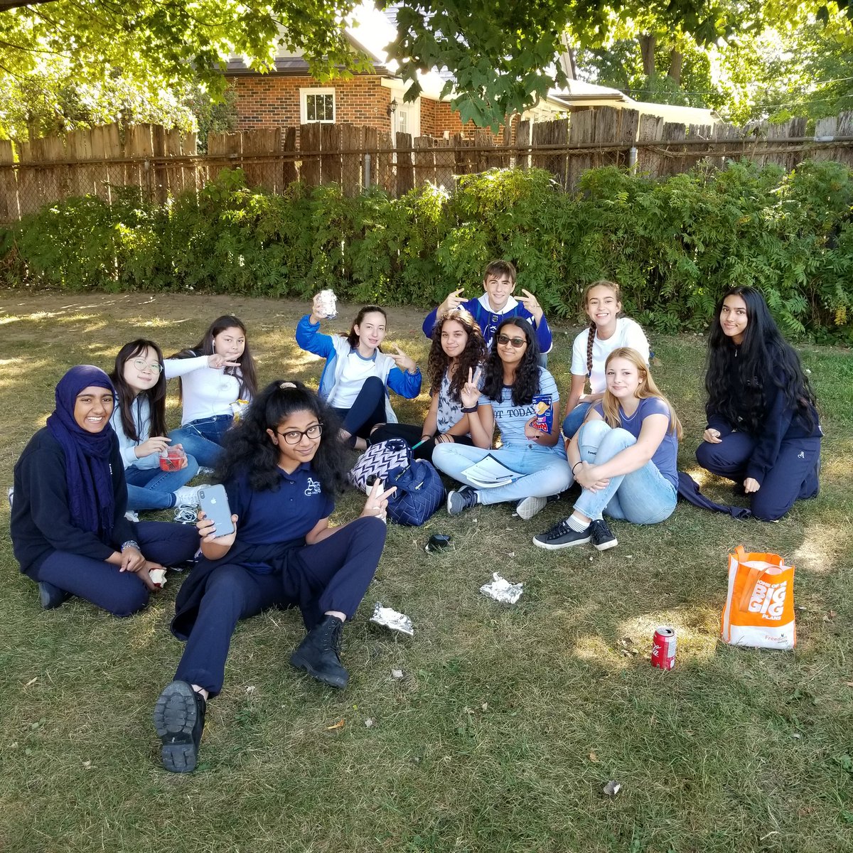 Assumption has so much school spirit! 🔵⚪ Such a fun time at our student council BBQ today! 💙 @Principal_AHS <a href="/ACSSCrusader/">Assumption Crusader</a>