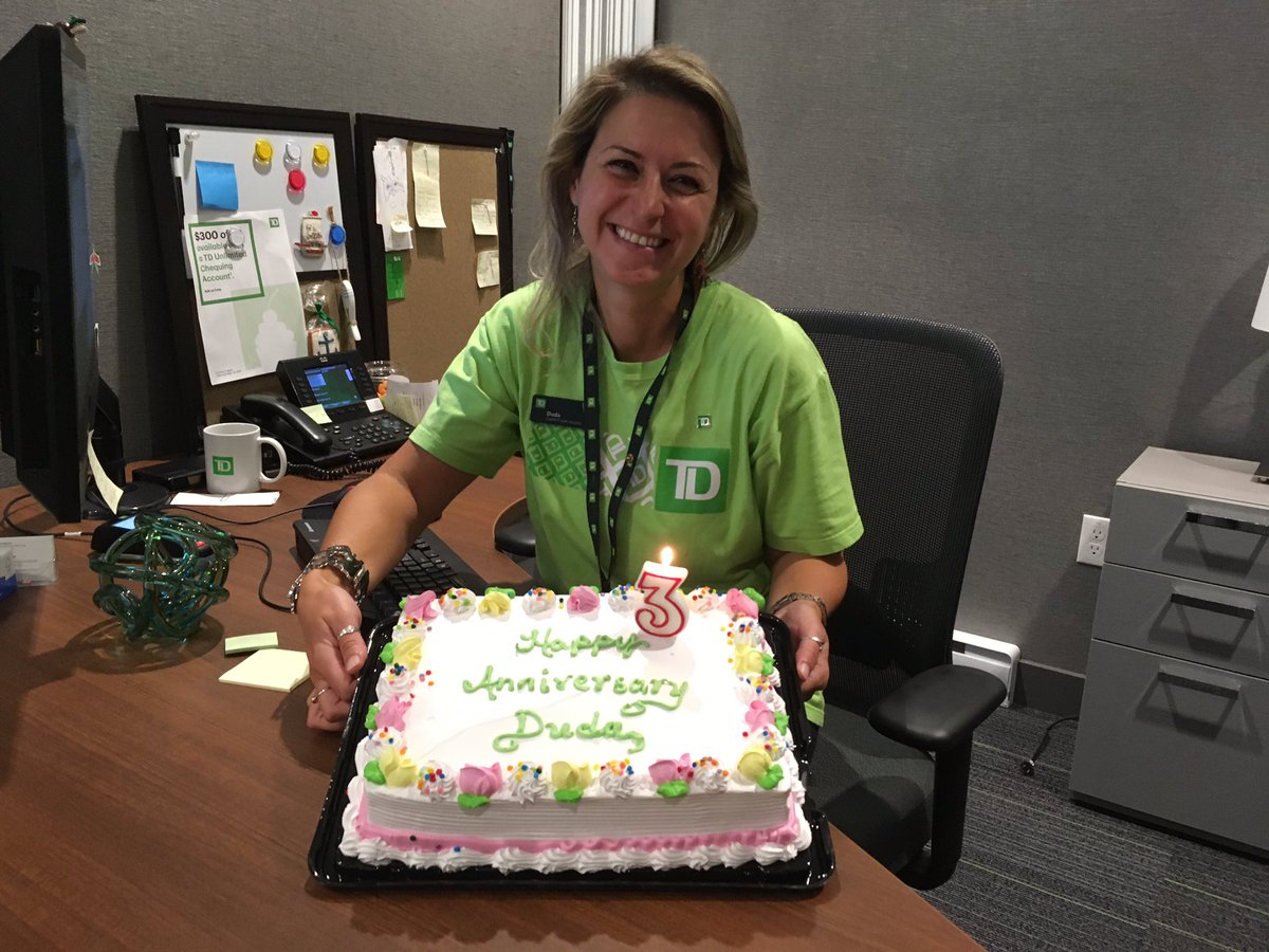 Wishing <a href="/duliet_k/">Duda Kraljevic</a> a happy 3 year TD-versary!!! #youmakeTD <a href="/darcy_kelly/">Darcy Kelly</a> <a href="/DaniAnneChap/">Danielle Chapman</a> <a href="/StephTennant26/">Steph Tennant</a> <a href="/JennAuld/">Jenn Auld</a>